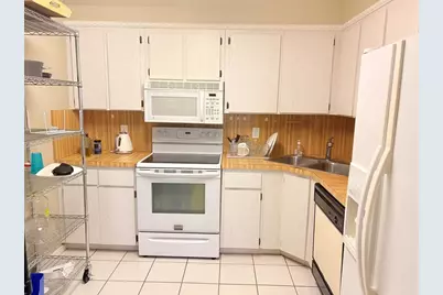 60 SW 5th Ave, Unit #5, Boca Raton, FL 33432 - Photo 8