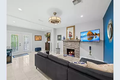 1309 NE 3rd St, Fort Lauderdale, FL 33301 - Photo 10