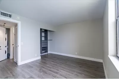 113  Lake Emerald Dr, Unit #201, Oakland Park, FL 33309 - Photo 14