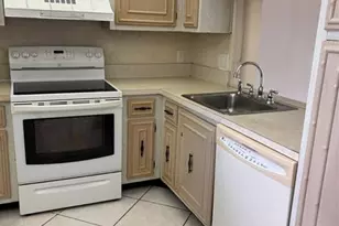 3905 N Nob Hill Rd, Sunrise, FL 33351 - Photo 14