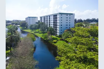 2240 N Cypress Bend Dr, Unit #802, Pompano Beach, FL 33069 - Photo 26