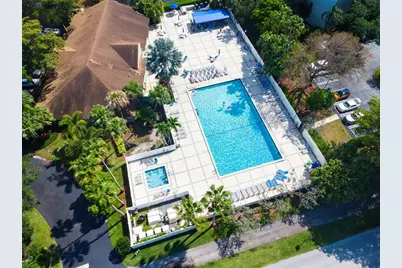 2240 N Cypress Bend Dr, Unit #802, Pompano Beach, FL 33069 - Photo 22