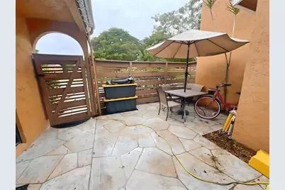 8007 NW 71st Court, Tamarac, FL 33321 - Photo 4