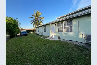 1340 NE 204th Ter, Miami, FL 33179 - Photo 2