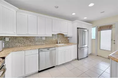 1110 N Riverside Dr, Unit #14, Pompano Beach, FL 33062 - Photo 22