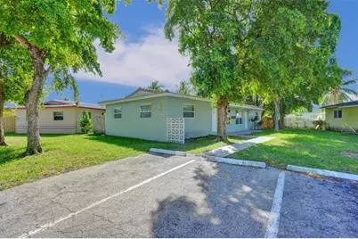 260 NE 41st St, Oakland Park, FL 33334 - Photo 2