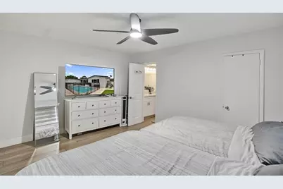 3991 N 41st Ct, Hollywood, FL 33021 - Photo 32