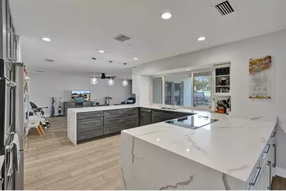 3991 N 41st Ct, Hollywood, FL 33021 - Photo 10