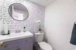 2314 S Cypress Bend Dr, Pompano Beach, FL 33069 - Photo 8