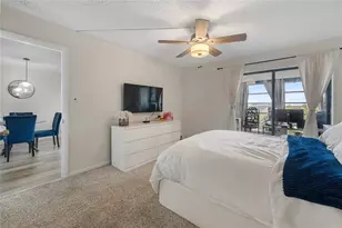 2314 S Cypress Bend Dr, Pompano Beach, FL 33069 - Photo 10