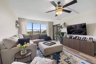 2314 S Cypress Bend Dr, Pompano Beach, FL 33069 - Photo 6