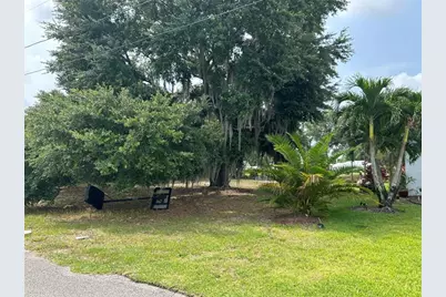 116  Happiness Ave, Lake Placid, FL 33852 - Photo 10