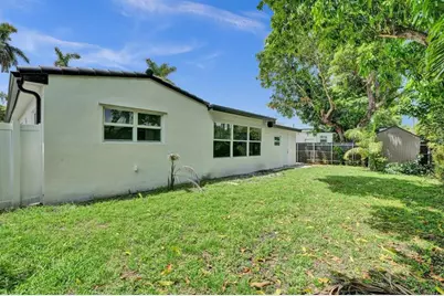 7341  Meridian St, Miramar, FL 33023 - Photo 70