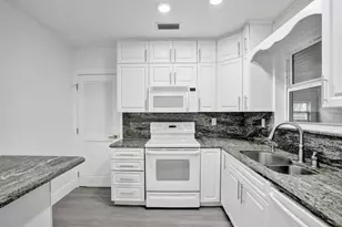 7341 Meridian St, Miramar, FL 33023 - Photo 30