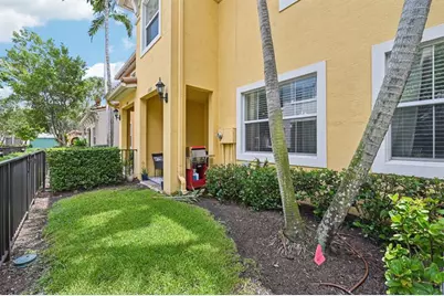 12431 NW 32nd Mnr, Sunrise, FL 33323 - Photo 24