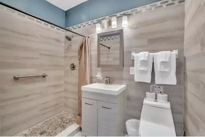 324  Indiana St, Hollywood, FL 33019 - Photo 32