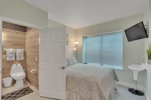 324 Indiana St, Hollywood, FL 33019 - Photo 34