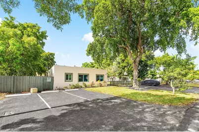 620 SW 7th Street 1-7, Pompano Beach, FL 33060 - Photo 8