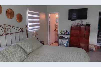 1070 NW 149th Street, Miami, FL 33168 - Photo 8