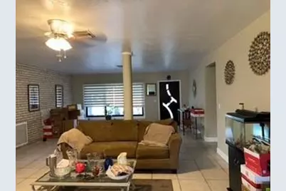 1070 NW 149th Street, Miami, FL 33168 - Photo 6