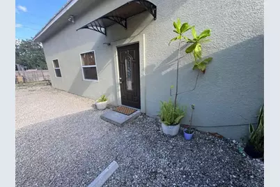 2750 SW 140th Ter, Davie, FL 33330 - Photo 2