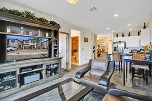 10396 W 34th Ln, Hialeah, FL 33018 - Photo 8