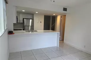 8031 Lagos De Campo Blvd, Tamarac, FL 33321 - Photo 4