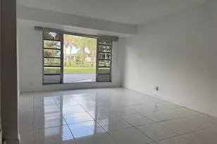 8031 Lagos De Campo Blvd, Tamarac, FL 33321 - Photo 6