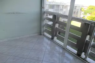 1401 NE Miami Gardens Dr, Miami, FL 33179 - Photo 16