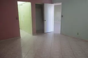 1401 NE Miami Gardens Dr, Miami, FL 33179 - Photo 12