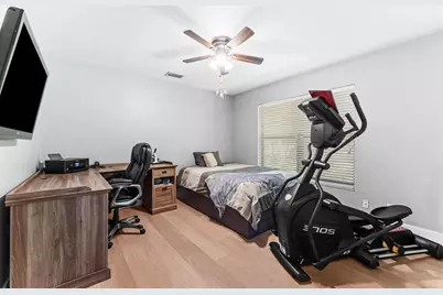 1115  Creekford Dr, Weston, FL 33326 - Photo 32