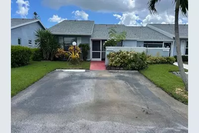 4210  Lucerne Villas Ln, Unit #4210, Lake Worth, FL 33467 - Photo 1