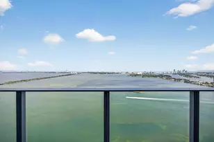 700 NE 24th St, Miami, FL 33137 - Photo 20