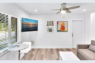 649 NE 16th Ter, Fort Lauderdale, FL 33304 - Photo 10