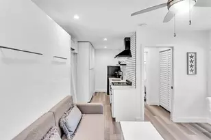 649 NE 16th Terrace, Fort Lauderdale, FL 33304 - Photo 6