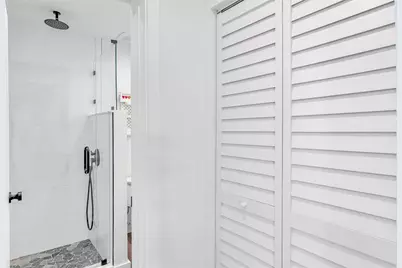 649 NE 16th Ter, Fort Lauderdale, FL 33304 - Photo 16