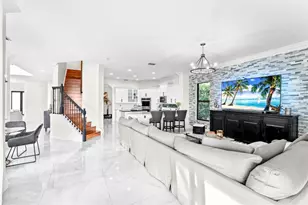 647 Edgebrook Ln, West Palm Beach, FL 33411 - Photo 14