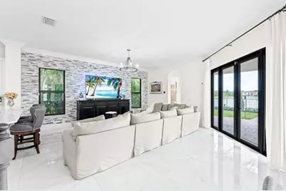 647  Edgebrook Lane, West Palm Beach, FL 33411 - Photo 16