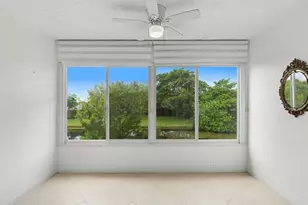 9660 Sunrise Lakes Blvd, Sunrise, FL 33322 - Photo 10