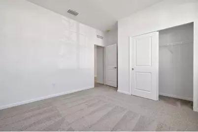 10692 NW Suncrest Lp, Port Saint Lucie, FL 34987 - Photo 14