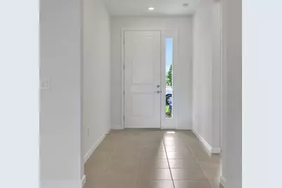 10701  Suncrest Loop, Port Saint Lucie, FL 34987 - Photo 8