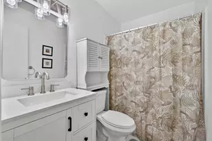 224 Lake Constance Dr, West Palm Beach, FL 33411 - Photo 16