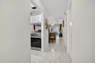 224 Lake Constance Dr, West Palm Beach, FL 33411 - Photo 4