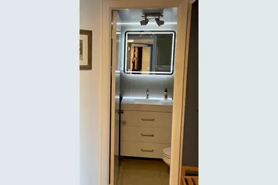 2750 NE 183rd St, Unit #1401, Aventura, FL 33160 - Photo 8