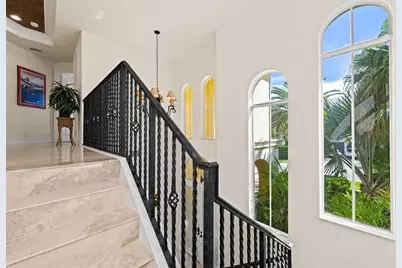 2637 NE 28th Ct, Lighthouse Point, FL 33064 - Photo 14
