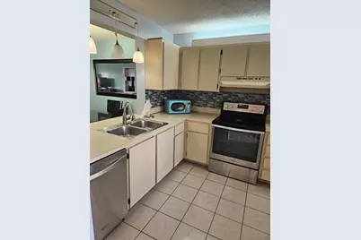 8592 W Sunrise Blvd, Unit #416, Plantation, FL 33322 - Photo 26