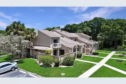 7213  Sportsmans Dr, Unit #7213, North Lauderdale, FL 33068 - Photo 2