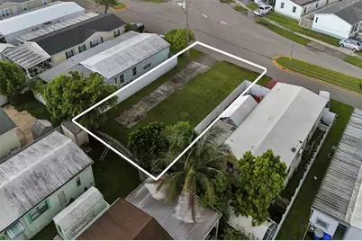 601 NW 215th Ave, Pembroke Pines, FL 33029 - Photo 6