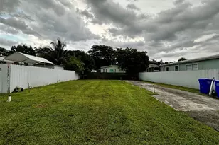 601 NW 215th Ave, Pembroke Pines, FL 33029 - Photo 8