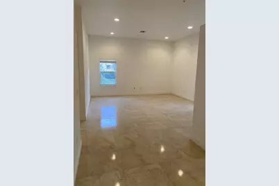 701 SW 10th Dr, Pompano Beach, FL 33060 - Photo 6